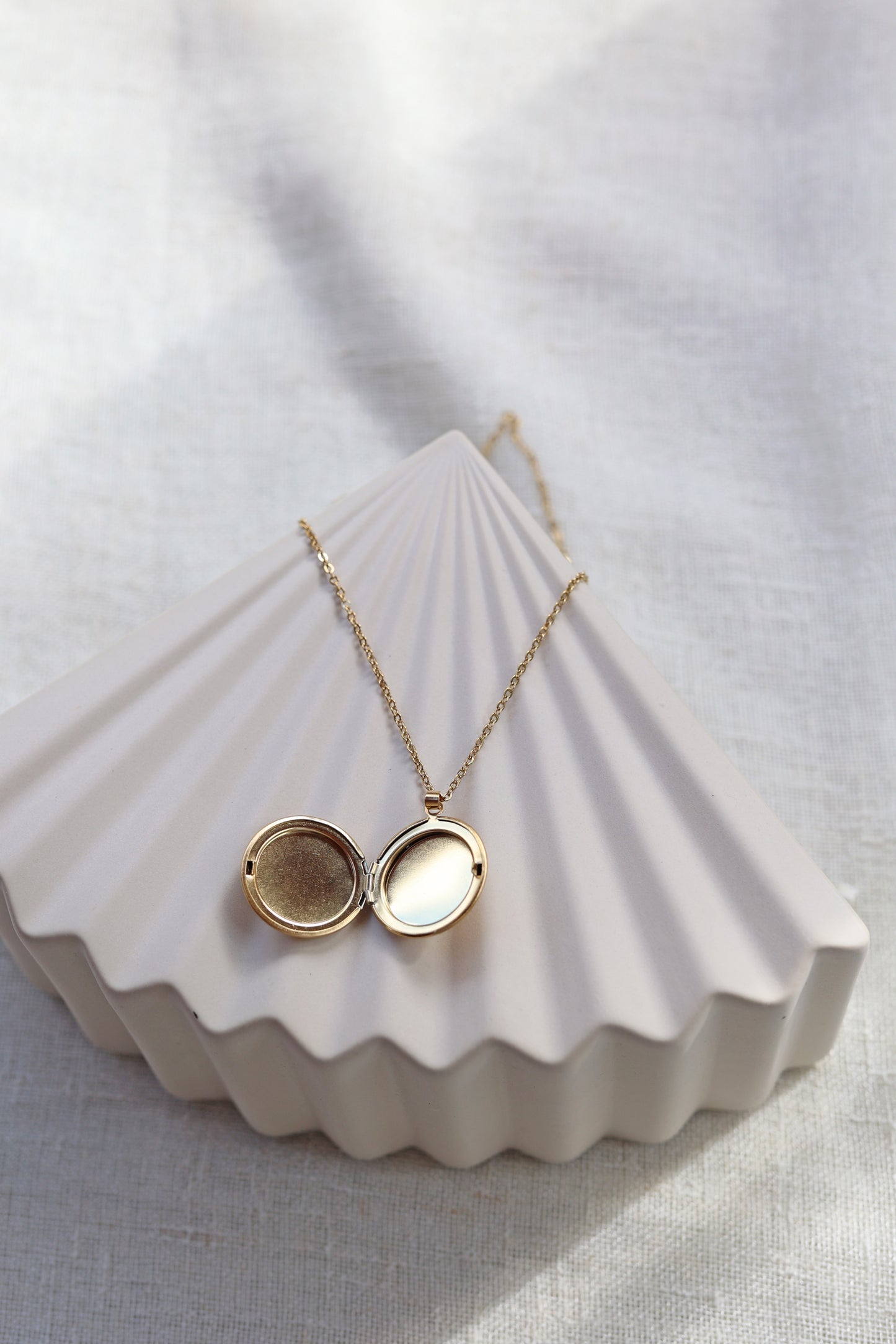 Collier rond médaillon photo personnalisable en acier ELISA