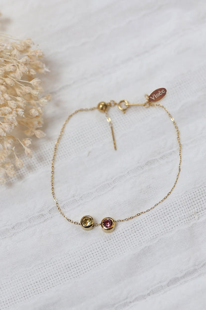 Bracelet en acier inoxydable avec pierres colorées coulissantes Nina, bijou personnalisable et élégant 